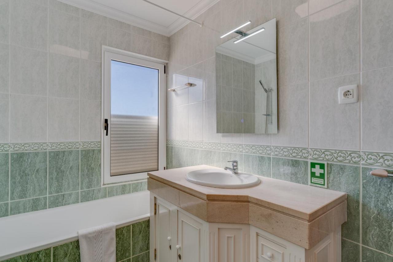 Boeiro I Apartment Canico  Bagian luar foto